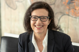 Klaudia Löwecke